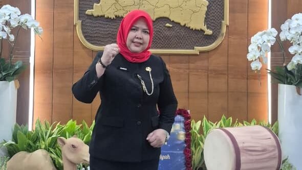 Kuliah Sambil Bantu Jualan di Pasar, Lawan Stigma Perempuan Kuliah di Teknik